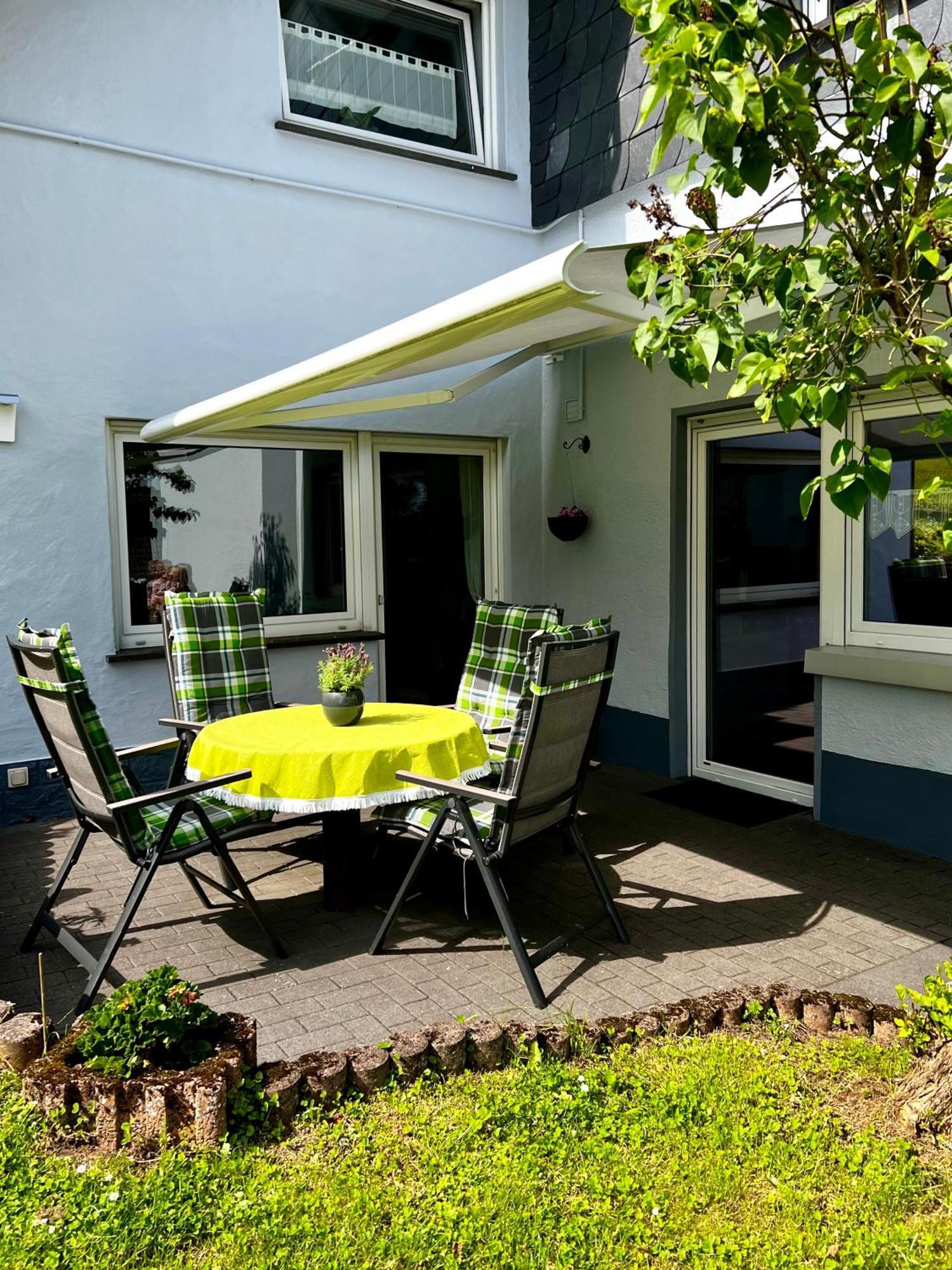 Deine-Eifel-Ferienwohnung Feusdorf المظهر الخارجي الصورة