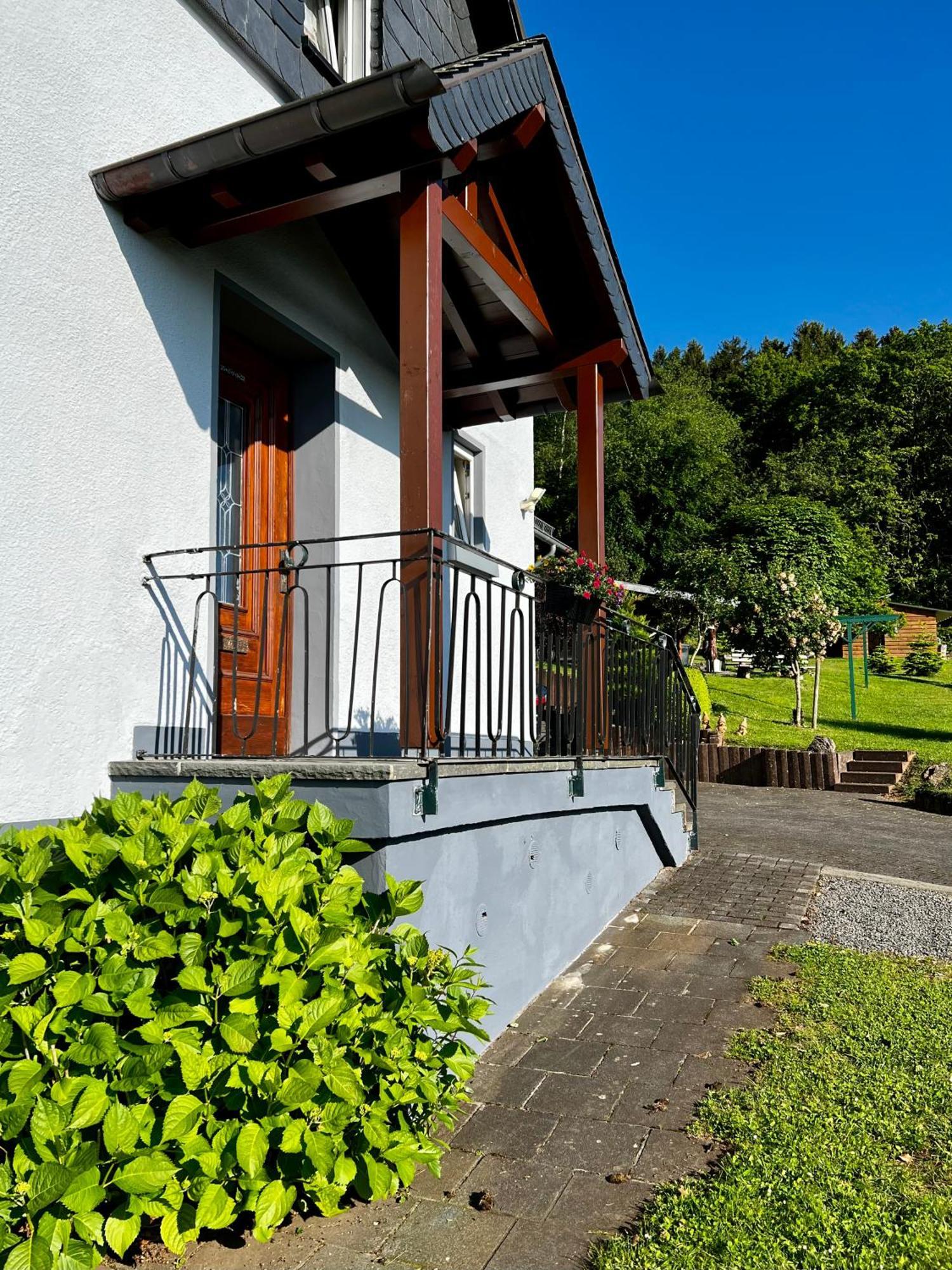Deine-Eifel-Ferienwohnung Feusdorf المظهر الخارجي الصورة